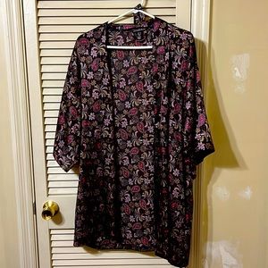 Victoria’s Secret robe size XS/S - black paisley pattern